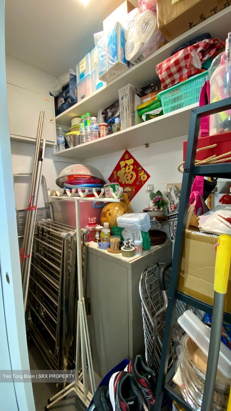 Queensway Tower / Queensway Shopping Centre (D3), Apartment #543092901